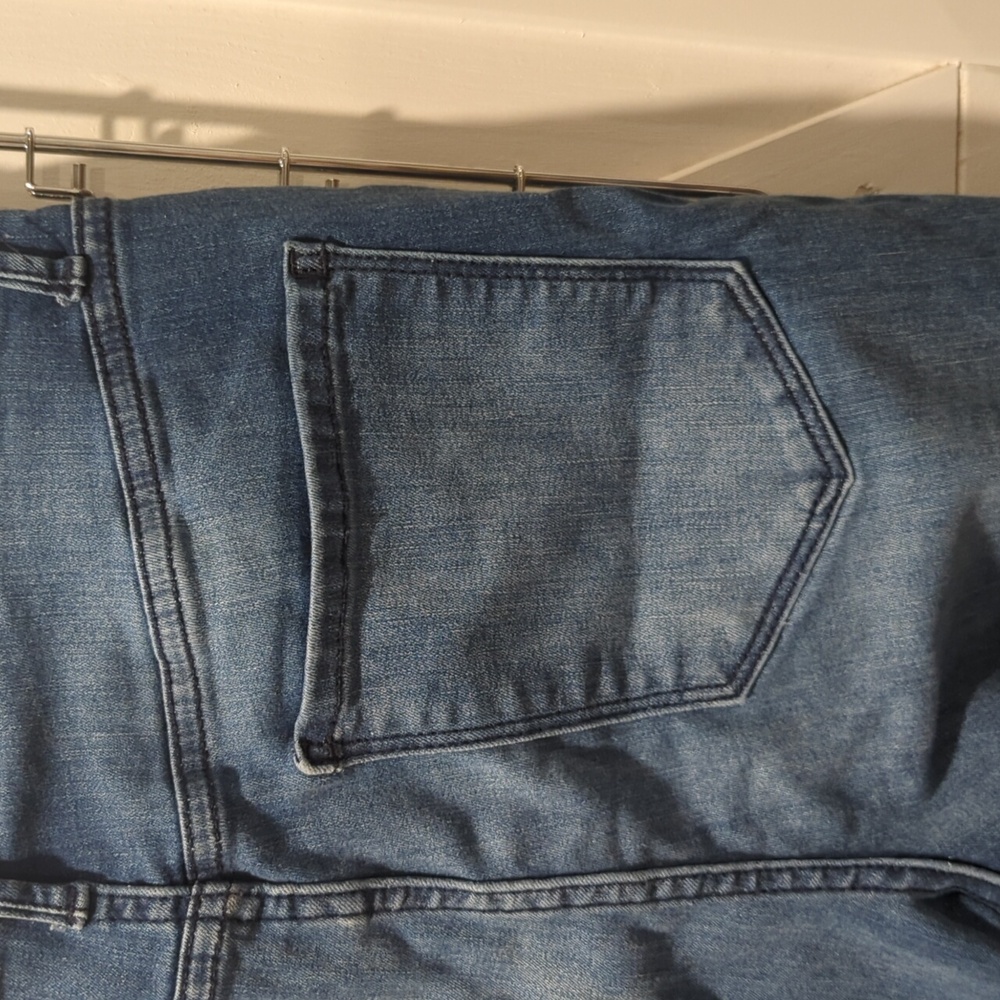 Simply Vera Wang Women's Power Stretch Core Skinny Jeans Sz. 8R - Picture 5 of 5